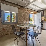 Prázdninový dům Stone House Vivári
