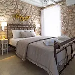 Prázdninový dům Stone House Vivári