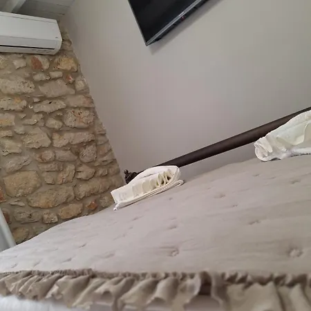 Stone House Hébergement de vacances