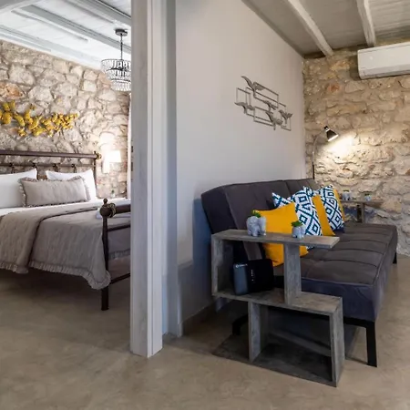 Holiday home Stone House *