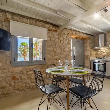 Holiday home Stone House