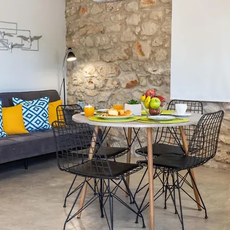 Stone House Holiday home Vivari