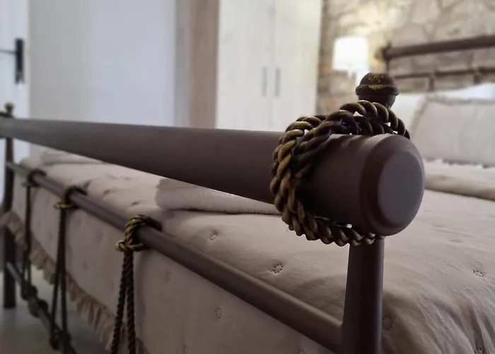 別荘 Stone House *