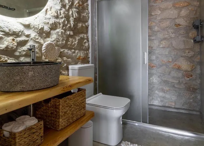 Stone House * Vivári