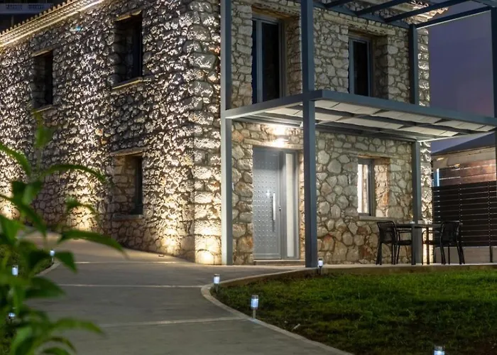 別荘 Stone House Vivári